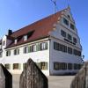 Bis zu 85 Menschen sollen in der Alten Post in Meitingen unterkommen. Die Regierung von Schwaben hat das ehemalige Gasthaus als Übergangswohnheim gemietet. 