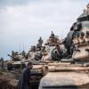 Bodenoffensive gegen Kurden: Türkische Panzer fahren an der türkisch-syrischen Grenze auf.