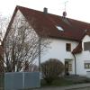 In dieses Haus in Amberg sollen Anfang kommenden Jahres Flüchtlinge einziehen. Bisher gab es nur zwei Asylbewerber in der Gemeinde.  	