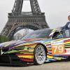 Ups, war da die Farbe auf dem Renner noch nicht trocken? Doch, die Gestaltung des BMW M3GT2 dürfte Künstler Jeff Koons so beabsichtigt haben.