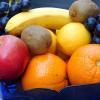 Obst lockt Fruchtfliegen an. Was gegen die Plagegeister in der Küche hilft. 