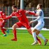 Pleite: Max Seitle (rechts) und der FC Ehekirchen verloren gegen den SC 04 Schwabach (Oliver Janz) mit 1:2. 