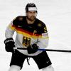 Der derzeit vertragslose Dennis Seidenberg wird vom Bundestrainer für die WM im Mai noch nicht abgeschrieben.