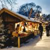 Mützen sind gut zu gebrauchen, wenn man im winterlichen Stockholm umherflaniert - wer noch keine hat, kann etwa auf dem Weihnachtsmarkt auf dem Skansen-Museumsgelände eine kaufen.