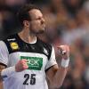 Handball-Nationalspieler Kai Häfner feiert im letzten WM-Hauptrundenspiel gegen Spanien ein Tor. Das DHB-Team besiegt den Europameister und geht ungeschlagen ins Halbfinale gegen Norwegen.