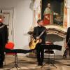 Der Kulturring Dillingen veranstaltete im Festsaal des Schlosses ein Konzert mit dem Münchener Gitarrentrio. Im Bild: (von links) Mikhail Antropov, Thomas Etschmann und Alexander Leidolph.  	