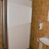 In die Toiletten von Haus St. Emmeram sind Duschzellen eingebaut.