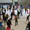 In den Weihnachtsferien kommen täglich an die 1000 Besucher in das Eisstadion Burgau.
