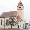 Das evangelische Gotteshaus in Pflaumloch besteht seit 150 Jahren. Dieses Jubiläum wird in der Gemeinde mit mehreren Veranstaltungen gefeiert.  