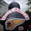 Der weiße Totenkopf mit Engelsflügeln und der rot-weiße Schriftzug der Hells Angels dürfen vielerorts nicht mehr öffentlich gezeigt werden.