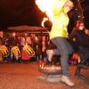 Nach langer Corona-Pause waren an Weiberfastnacht wieder Hunderte Kostümierte in Neuburgs Straßen unterwegs.