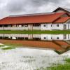 Hochwasser in der Iller: Im Oberallgäu steht auf den Wiesen zwischen Sulzberg und Martinszell erneut das Wasser.