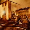 Beim Brand eines Pferdestalls in Schwabmünchen (Landkreis Augsburg) ist ein Schaden von rund 450.000 Euro entstanden.