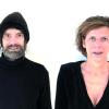Marc Hautmann und Cora Schönemann tricksen mit digitalen Mitteln bei ihrer Aktion „Ich lächle nicht. Warum Sie zur Freundschaft verführen?“. 	
