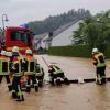 Immer wieder gibt es bei Unwettern Überschwemmungen im Aichacher Ortsteil Griesbeckerzell, wie hier im Juni. 