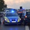 Ein Streifenwagen der Polizei war bei einem Unfall am Donnerstag auf der A7 zwischen Bad Grönenbach und Woringen beteiligt.