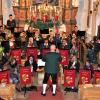 Ein eindruckvolles Jahreskonzert bot unter dem neuen Dirigenten Milan Nemec die Musikkapelle Osterbuch am zweiten Adventssonntag. Zahlreiche interessierte Gäste füllten die Kirche.  	