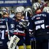 Berlins Spieler jubeln über den 4:1-Sieg im Spiel gegen die Iserlohn Roosters.