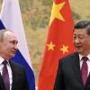 Chinas Staatschef Xi Jinping traf am Montag in Moskau ein, wo er von Wladimir Putin empfangen wurde. 