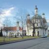 Die Wahrzeichen von Klosterlechfeld: das Franziskanerkloster und die Wallfahrtskirche Maria Hilf. Im Hinblick auf den Ortskern sollten nun „alle Anstrengungen gebündelt werden“, damit auch das Kloster saniert werden kann. 