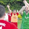 Riesengroß war die Freude bei den Spielern des FC Öz Akdeniz nach dem 5:0 gegen Inchenhofen und dem Kreisliga-Aufstieg.
