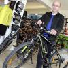 Am Trend der E-Bikes kommt kein Händler vorbei. Bernd Stilz bietet auch Mountainbikes mit elektronischer Unterstützung an.