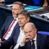 Bundeskanzler Olaf Scholz, Robert Habeck, Bundesminister für Wirtschaft und Klimaschutz, und Christian Lindner, Bundesminister der Finanzen.