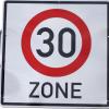 Auch auf großen Hauptstraßen soll es bald mehr Tempo 30-Zonen geben. 