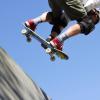 Kühne Sprünge und spektakuläre Kunststücke auf Skateboards: Werden sie auf einer Halfpipe in Welden möglich sein? 	