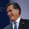 Da hat Mitt Romney noch gut lachen: Bei der Debatte mit seinem Konkurrenten Newt Gingrich im Rennen um die Präsidentschaftskandidatur der Republikaner gerieten beide Spitzenkandidaten aneinander. Foto: Jim Lo Scalzo dpa