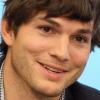 Ashton Kutcher auch in der zweiten Staffel von "Two and a half men"? Nach eigenen Worten hätte der Schauspieler nichts gegen eine Fortsetzung seiner Arbeit bei der US-Serie.