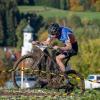 Schinderei in idyllischer Umgebung: Andreas Egger auf dem Weg zu Platz zwölf bei den Deutschen Meisterschaften 2020 in Obergessertshausen. 	