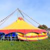 Der Aufbau des Zirkuszeltes sei in Großaitingen wegen des Wetters zu riskant, sagt Alfredo Frank vom "Circus Zomania". Das Bild zeigt das Zelt eines anderen Zirkus.