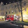 Bei einem Schwelbrand im Krankenhaus St. Camillus konnte ein 69-jähriger Patient nur noch tot geborgen werden. Die Feuerwehren waren mit starken Kräften im Einsatz. Das Gebäude ist stark verrußt und im Bereich des Südtraktes unbewohnbar. Die Brandursache ist noch unklar.  