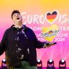 Isaak, Gewinner des deutschen ESC-Vorentscheids, steht am Ende des Eurovision Song Contest - Das deutsche Finale 2024 auf der Bühne.