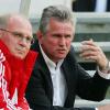 Jupp Heynckes (r, neben Uli Hoeneß) wird wieder Trainer des FC Bayern München. dpa