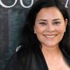 Diana Gabaldon: Ihre Highland-Saga ist die Grundlage für die TV-Serie. Hier finden Sie alles zu "Outlander", Staffel 5 rund um Start, Folgen, Handlung, Cast und Trailer.