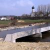 Hier fließt ein Fluss über einen Fluss: Der Kreuzbau für Riedegau und Egau ist fertig – deutlich früher als erwartet. 	