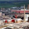 Blick auf die Atomanlage in Sellafield. Der Atomtransport aus Sellafield ist im Atomkraftwerk Grohnde eingetroffen. Der Transport per Schiff und Lastwagen wurde von zahlreichen Protesten begleitet.
