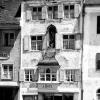 Das Herz-Haus in der Schlossergasse 377 ist auf diesem alten Foto zu sehen, das auch Bestandteil der Ausstellung ist. Foto: Haertinger