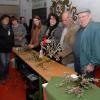 Schnell ausverkauft waren die rund 80 Palmbuschen, die von den Frauen des Obst- und Gartenbauvereins Unterliezheim beim Klostermarkt angeboten worden waren. 
