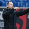 Ob die Champions League für die Eintracht realistisch ist? «Wenn wir so weiterspielen auf alle Fälle», sagt Trainer Adi Hütter.