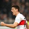 Stuttgarts Mario Gomez feiert sein Tor zum 1:1 beim FC St. Pauli. Pokal: Leverkusen - VfB Stuttgart heute live in TV & Stream - Free-TV?