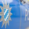 Der Fahrer eines Lieferwagens verursachte bei Offingen  einen Unfall und flüchtete. Die Polizei ermittelt. 