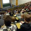 In den vergangenen fünf Jahren ist die Studierendenzahl der Universität Augsburg um 35 Prozent gestiegen.  

