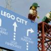 Eine kostenlose Fahrt ins Legoland für Familien bieten die Stadt Vöhringen und die Firma Fritz und Macziol am Montag, 2. September, an. 
