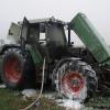 Bei Feldarbeiten nahe Gut Sulz (Gemeinde Münster) ist am Donnerstagnachmittag ein Traktor in Brand geraten. 