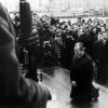 Setzte Zeichen für die Aussöhnung mit den Osteuropäern: Am 7. Dezember 1970 fiel der damalige Bundeskanzler Willy Brandt am Denkmal für die Helden des jüdischen Ghettos in Warschau auf die Knie. Das Gegenstück zur Aussöhnung war die eigene militärische Stärke Deutschlands.