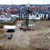 Hier entsteht eine neue Schule. Am Montag war Spatenstich für die neue Grundschule in Burlafingen. 