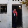 Schwierige Heimat: Nourhane Amri, die Mutter des mutmaßlichen Berlin-Attentäters, in der Tür ihres Hauses in Oueslatia bei Kairouan in Tunesien. 	 	